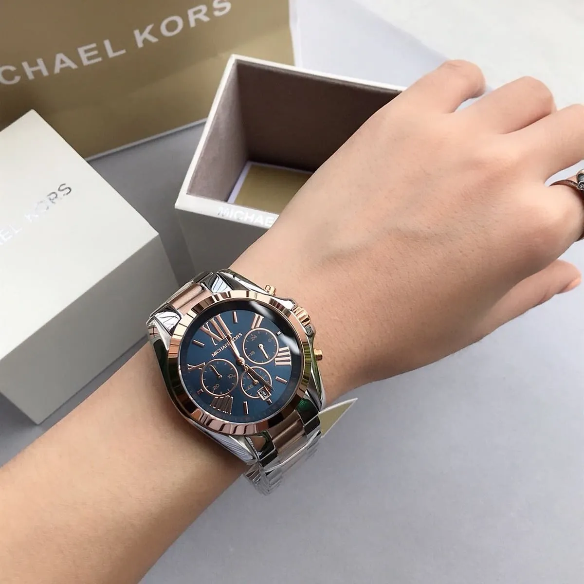 ZEGAREK DAMSKI MICHAEL KORS MK5606 - BRADSHAW (zm517b)