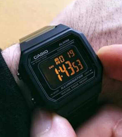 ZEGAREK MĘSKI CASIO B650WB-1B + BOX