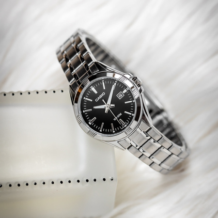 CASIO LTP-1308D-1AVDF WOMEN'S WATCH (zd605b) + BOX