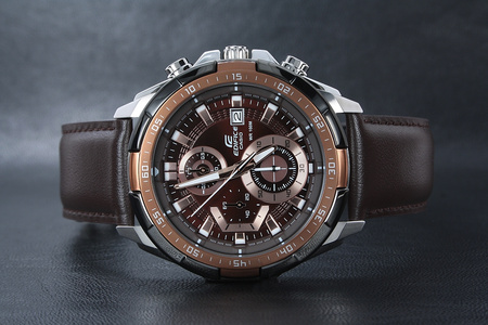 CASIO EDIFICE MEN'S WATCH EFR-539L-5AVUDF + BOX