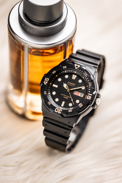 Casio Collection MRW-200H-1E Men's Watch + BOX