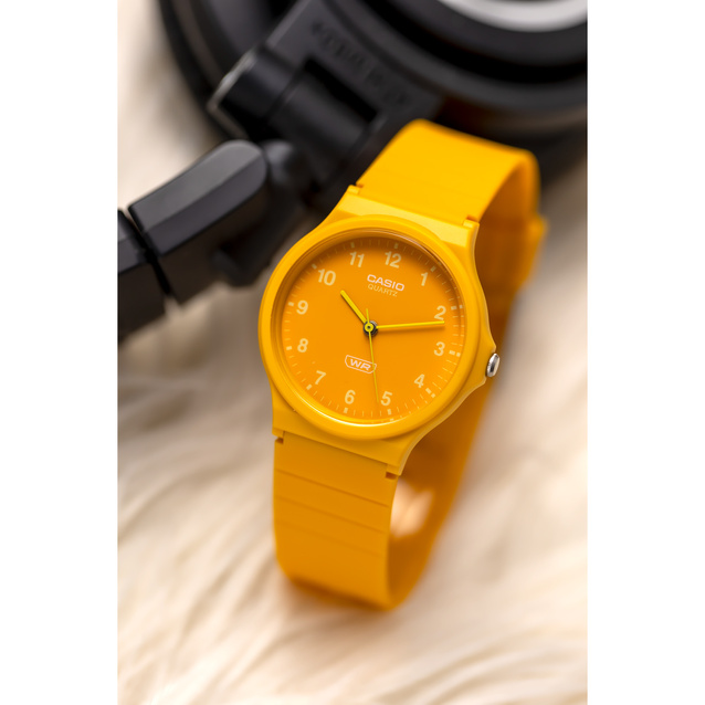 Casio Women's Watch MQ-24B-9B + BOX