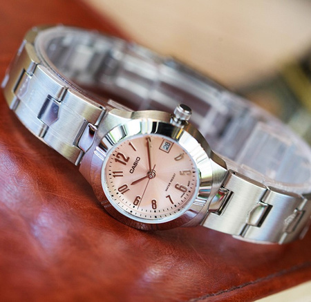 CASIO WOMEN'S WATCH LTP-1241D-4A3 + BOX