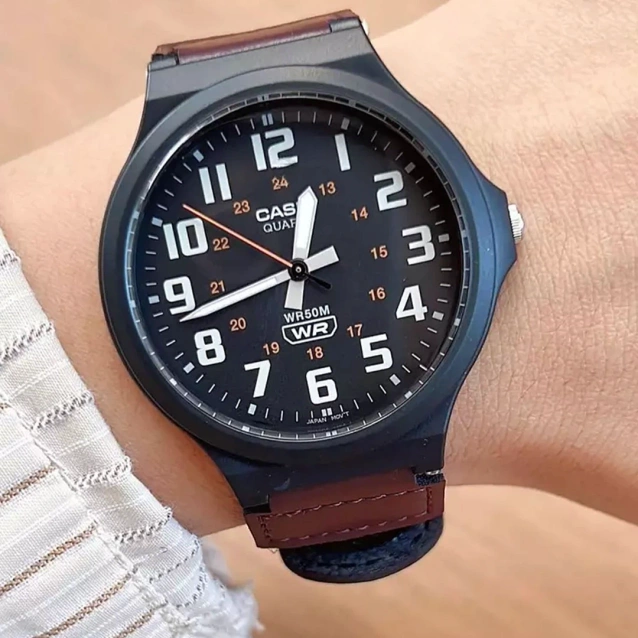 ZEGAREK MĘSKI CASIO MW-240B-5B  + BOX