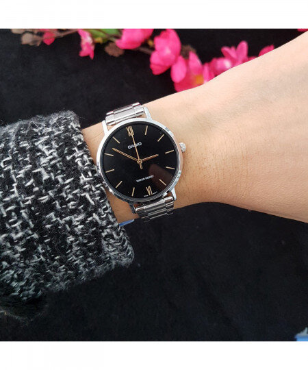 CASIO WOMEN'S WATCH LTP-VT01D-1B + BOX