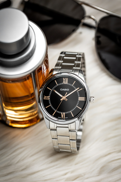 CASIO MEN'S WATCH MTP-V005D-1B5 + BOX