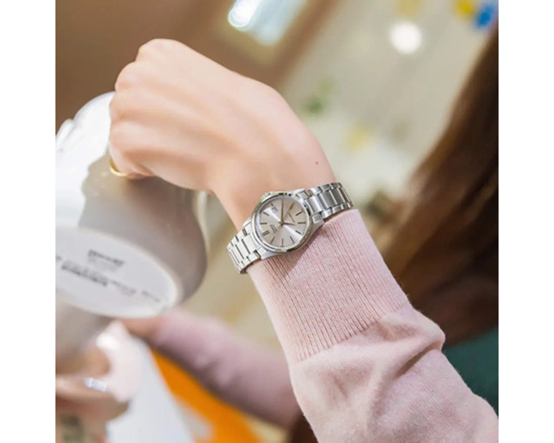 CASIO LTP-1183A-7A WOMEN'S WATCH (zd516d) + BOX