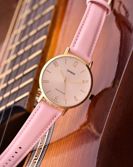 Casio LTP-VT01GL-4B Women's Watch + BOX