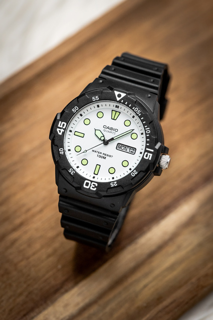 Casio Collection Men's Watch MRW-200H-7EVEF + BOX