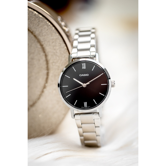 CASIO WOMEN'S WATCH LTP-VT02D-1A + BOX