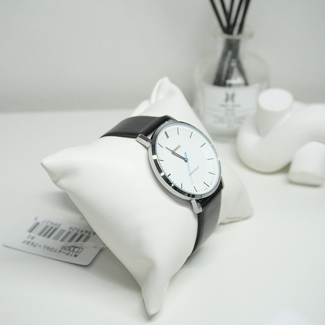 ZEGAREK MĘSKI CASIO  MTP-VT04L-7E + BOX