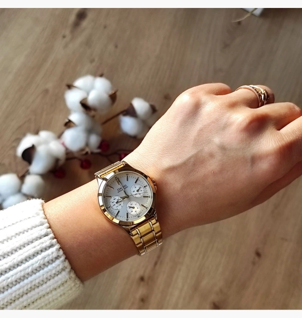 CASIO LTP-V300G-7A WOMEN'S WATCH (zd566b) + BOX