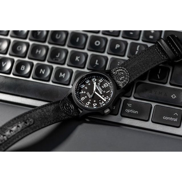 MEN'S TIMEX EXPEDITION WATCH TW4B08100 + BOX