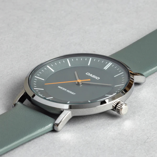 ZEGAREK MĘSKI CASIO  MTP-VT04L-8E + BOX