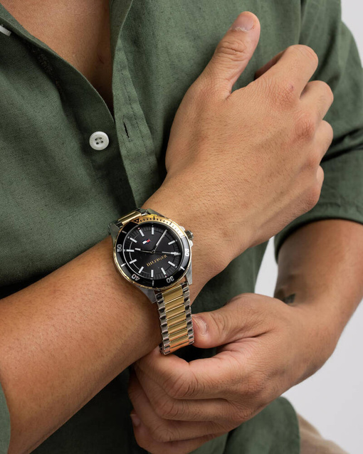 TOMMY HILFIGER Logan Men's Watch 1792013 (zf106a)