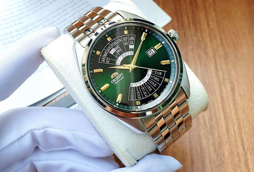 Men's Orient Contemporary Multi Year Calendar RA-BA0002E10B + BOX watch