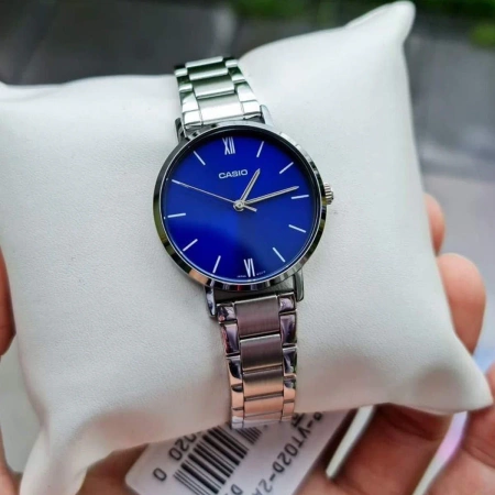 Casio LTP-VT02D-2A Women's Watch + BOX