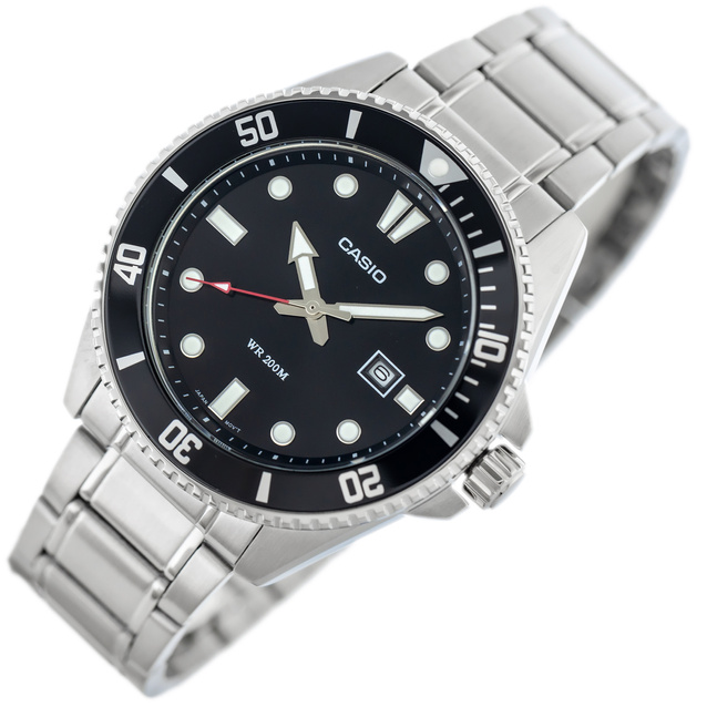 Casio Men's Watch MDV-107D-1A1 WR200 + BOX