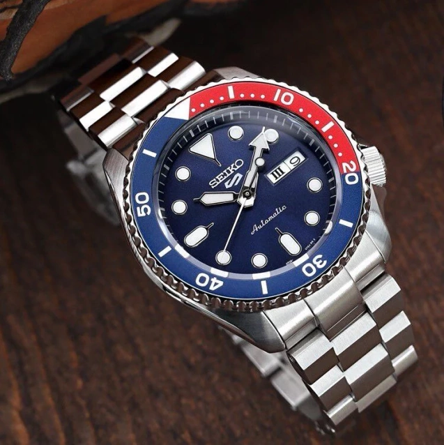 ZEGAREK MĘSKI SEIKO 5 Sports SRPD53K1+ BOX