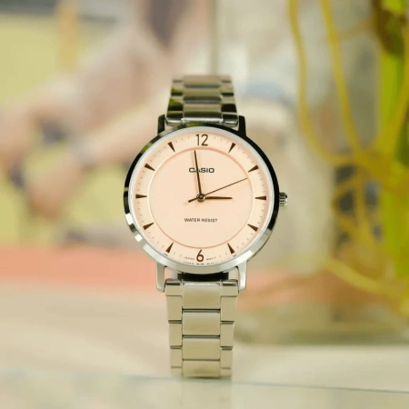 CASIO LTP-VT04D-4A WOMEN'S WATCH (zd659c) + BOX