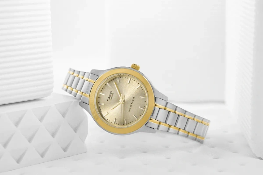 CASIO LTP-1128G 9A WOMEN'S WATCH (zd554a) + BOX