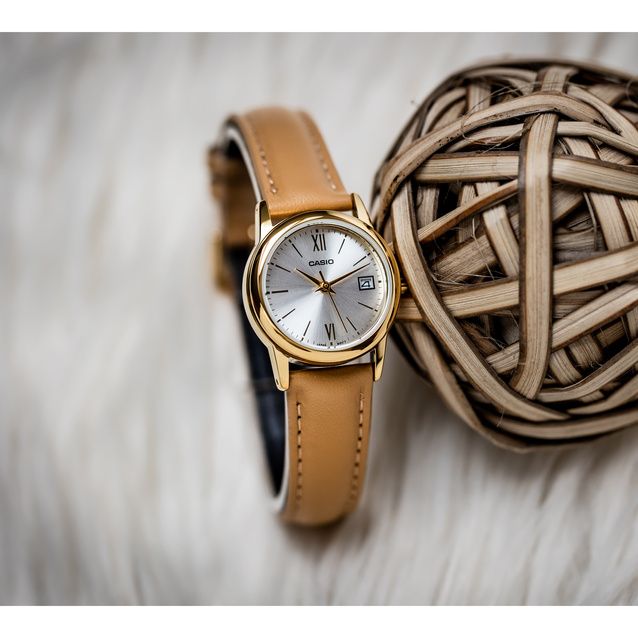 CASIO LTP-V002GL-7B3UDF WOMEN'S WATCH (zd584h) + BOX