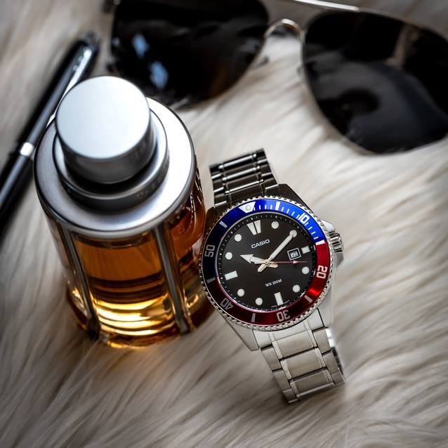 Casio Men's Watch MDV-107D-1A3 + BOX