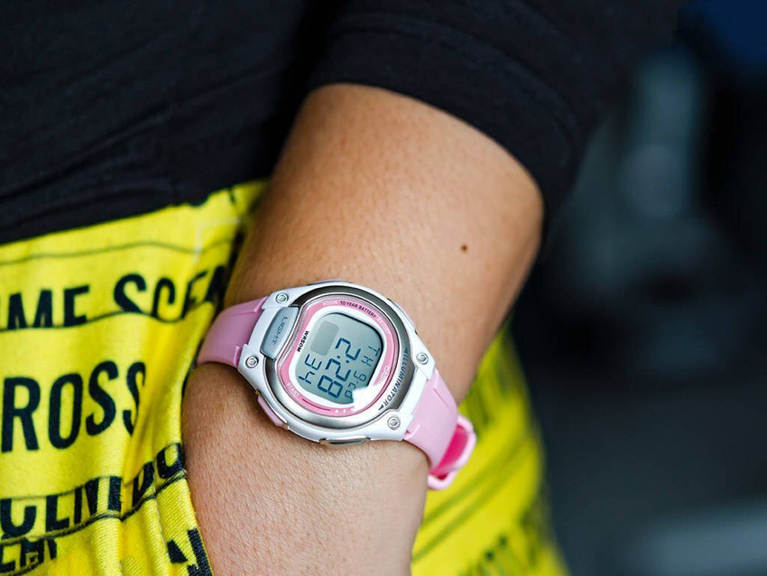 CASIO LW-203-4A WOMEN'S WATCH (zd601c) + BOX