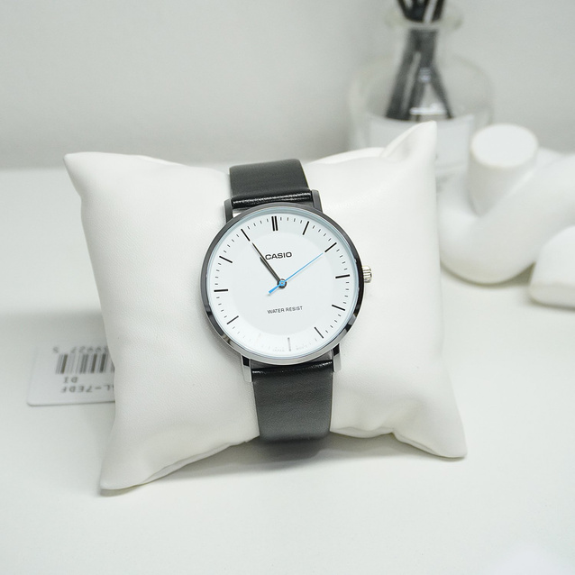 ZEGAREK MĘSKI CASIO  MTP-VT04L-7E + BOX