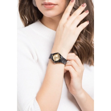 Casio Women's Watch LRW-200H-9EVDF + BOX