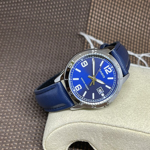 Casio LTP-V004L-2B Women's Watch (zd569g) + BOX