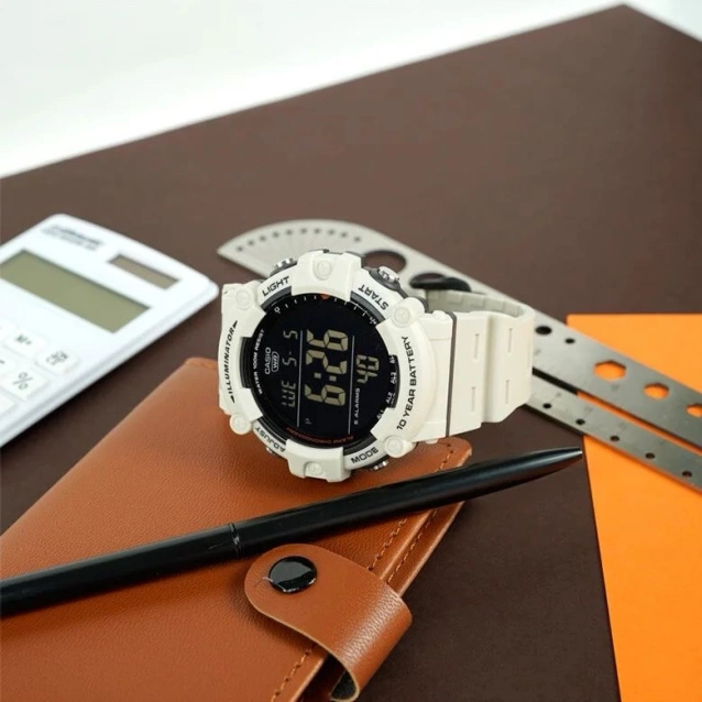 CASIO MEN'S WATCH AE-1500WH-8B2 + BOX