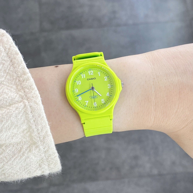 CASIO WOMEN'S WATCH LQ-24B-3BDF + BOX