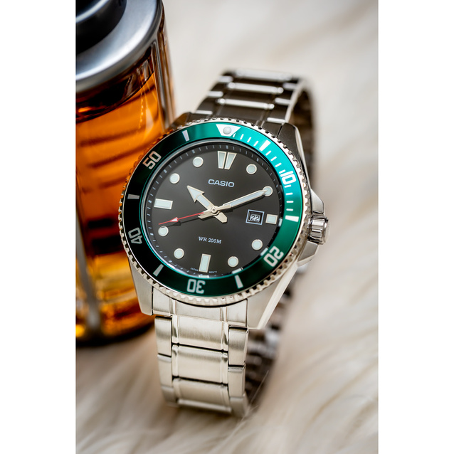 Casio Men's Watch MDV-107D-3A WR200 + BOX