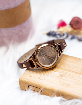 G. ROSSI LESTI WATCH ON PASK zg631b + BOX