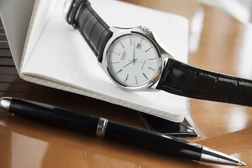 CASIO MEN'S WATCH MTP-1183E-7ADF (zd004a) + BOX