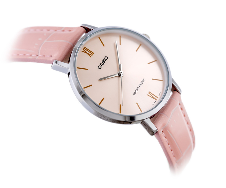 Casio LTP-VT01L-4B Women's Watch + BOX