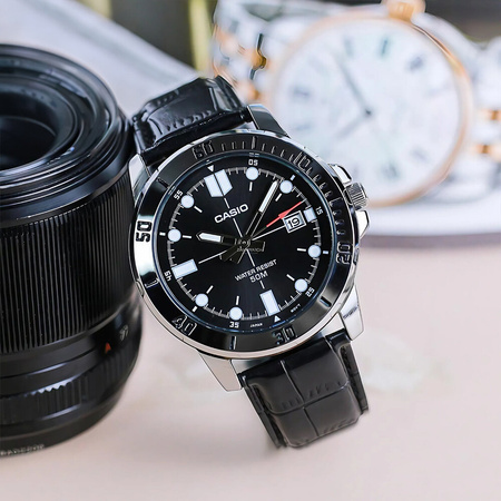 Casio Men's Watch MTP-VD01L-1EV + BOX