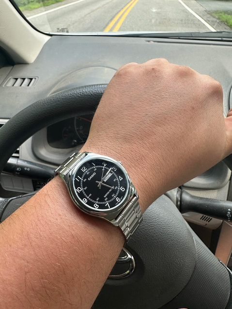 Casio Men's Watch MTP-V006D-1B2 + BOX