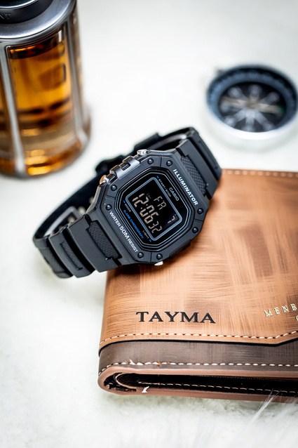 CASIO MEN'S WATCH W-218H-1B + BOX