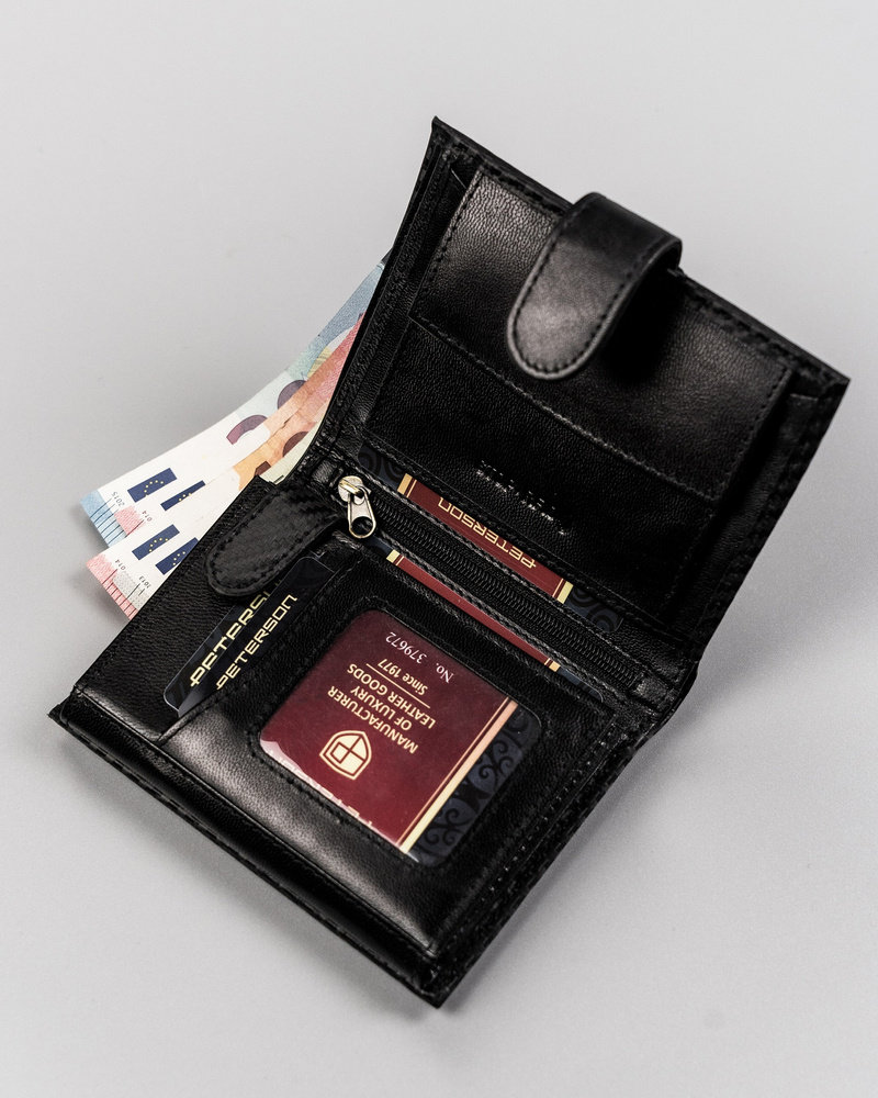 Klasyczny, skórzany portfel męski z zapinką - Peterson
