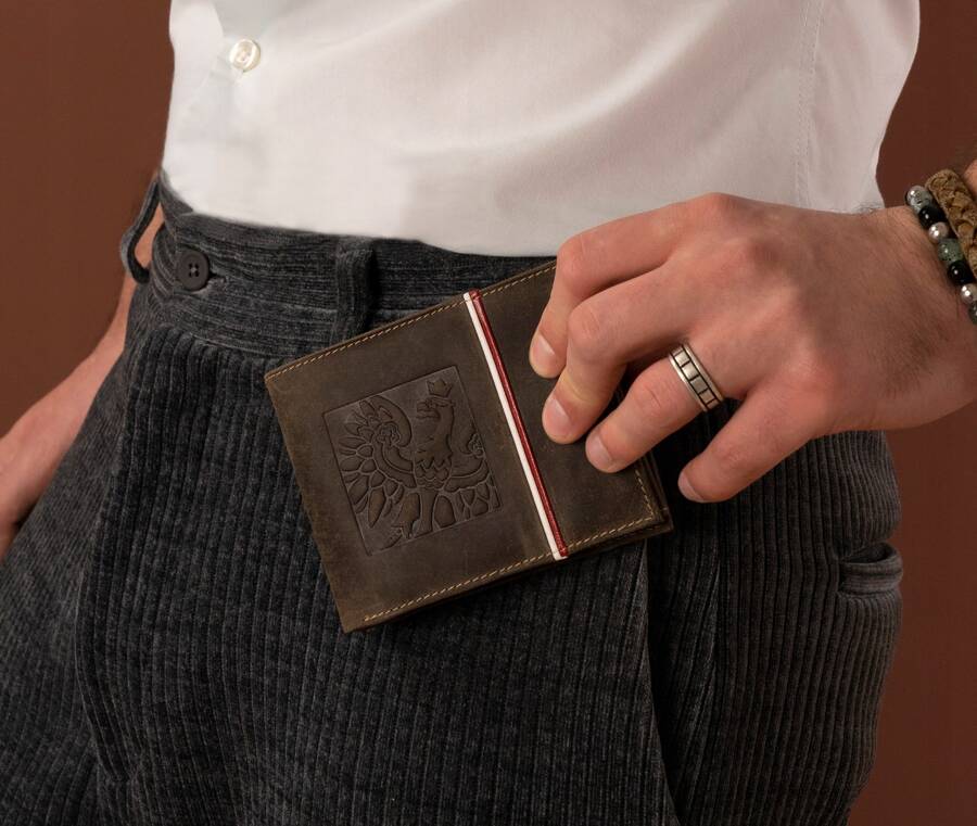 Skórzany portfel męski z ochroną kart RFID - Peterson