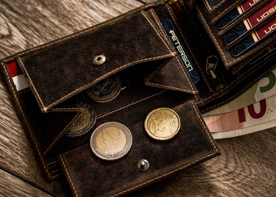 Skórzany portfel męski z ochroną kart RFID - Peterson
